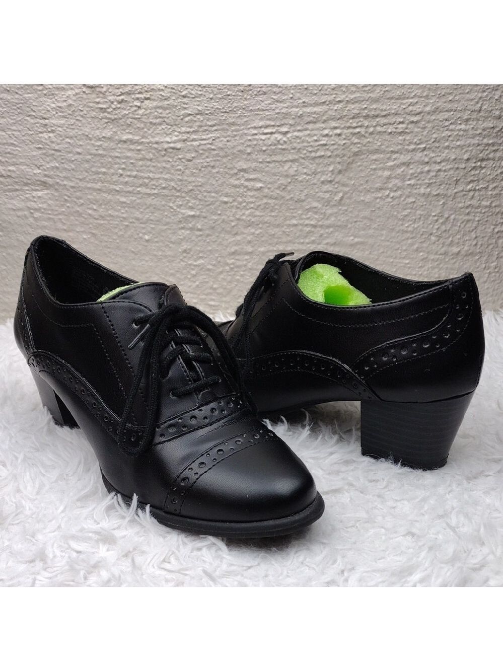Comfort Plus By Predictions Black Faux Leather Lace up Block Heel Brogue Loafer